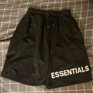 Essentials Shorts